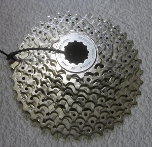 Shimano Casette HG 12-36 9 speed - Picture 1 of 8