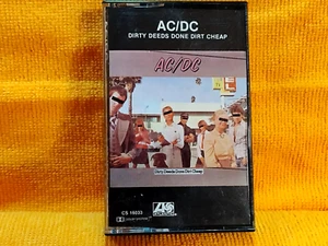 AC/DC-DIRTY DEEDS DONE DIRT CHEAP-ATLANTIC-1981-CS 16033/VG++ RARE-CASSETTE-C68 - Picture 1 of 8
