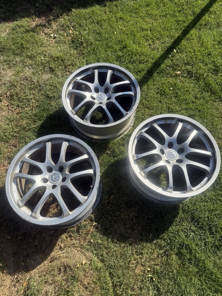 英菲尼迪 G35 射线 19 英寸轮辋 19x8.5 5x114.3 — 第 1/4 张图片