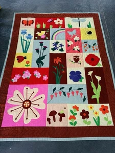 Blumenapplikation lustig bunt Pfirsich Handarbeit Baumwolle Quilt - Bild 1 von 5