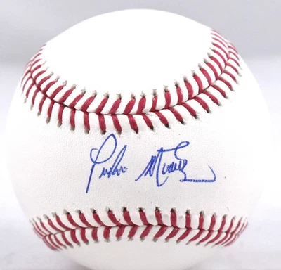Pedro Martinez Autographed Rawlings OML Baseball - Beckett W Hologram *Blue - Image 1 of 2