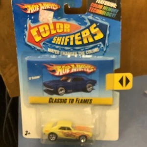 2008 Hot Wheels ORANGE 67 CHEVY CAMARO Color Shifters Water Changes - Bild 1 von 3