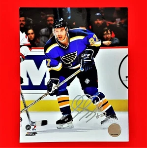 Autographed Alex Pietrangelo St. Louis Blues Photo - X1 - Picture 1 of 2