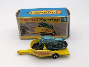 Matchbox Series Lesney No. 38 - Honda Motorrad (blau) + gelber Farbe Anhänger - Bild 1 von 8