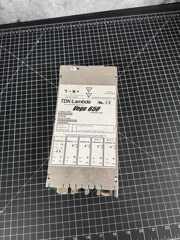 Fuente de alimentación CC TDK Lambda Vega 650 K60050B 12v 40v 24v 5.2 salida múltiple usada Foto 1 de 4