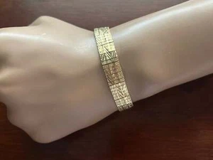 14k Yellow Gold 11mm Wide Textured Bracelet HEAVY - Picture 1 of 8