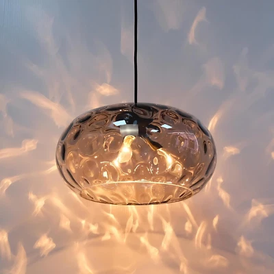 Iluminación colgante de vidrio grande, lámpara colgante de pantalla martillada de 14", mate de 3 luces Foto 1 de 4