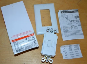 Legrand Pass Seymour ~ 2087W ~ Dead Front Receptacle White ~ (t) - Picture 1 of 6