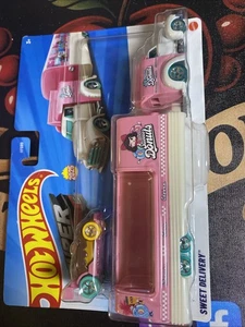 NEU 2025 Hot Wheels Super Rigs Sweetie's Donuts Sweet Delivery - Bild 1 von 5
