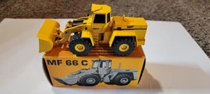 Payloader giocattolo vintage anni 70 nuovo con scatola NZG Massey-Ferguson 66C - Foto 1 di 8