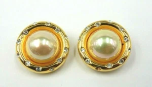 VINTAGE NOLAN MILLER GOLD TONE & FAUX PEARL CLIP-ON FASHION EARRINGS - Picture 1 of 10