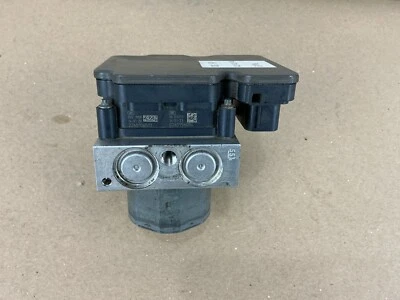 Módulo de bomba de freno antibloqueo ABS Mercedes-Benz E550 E400 2014-2016 2124311448 OEM Foto 1 de 4