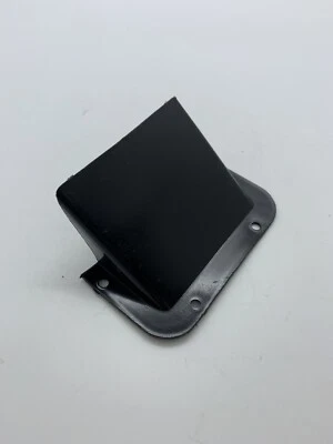 Cubierta de salida de aire calentador MGB GT & V8 y Roadster BHH391 1970-1980 Foto 1 de 4