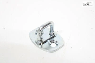 Chevrolet Trax 2024 delantero trasero izquierdo o derecho pestillo cerradura striker OEM Foto 1 de 4