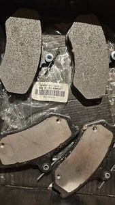 Front Volkswagen Golf 1993-1999 Brake Pads - Picture 1 of 4