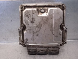 8200163528 CENTRALINA MOTORE / BOSCH / 0281011101 / 4427195 PER RENAULT LAGUNA I - Foto 1 di 10