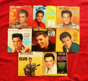 ELVIS PRESLEY LOT OF 8 STARTER 45'S WITH PICTURE SLEEVES - Picture 1 of 1