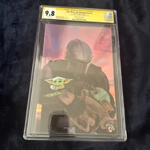 Star Wars Mandalorian #2 CGC 9.8 Mayhew Virgin Edition 1st Full Grogu Remarque - Imagen 1 de 4