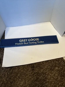 Grey Goose Bar Auslaufmatte 20" x 3,5" blau weiß Gummi Weltbester Schmeckender Wodka - Bild 1 von 6