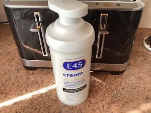 E45 CREAM 500g PUMP - Picture 1 of 1