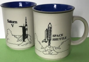 Lote De Colección 2 Taza Taza Transbordador Espacial NASA y Datos del Programa Saturno V 8 OZ - Imagen 1 de 8