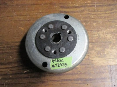 Moto de nieve Yamaha Exciter 570 89 volante rotor magnético F3T376 Foto 1 de 4