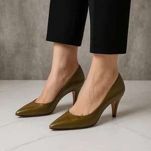 Vintage Evan-Picone olivgrüne Leder Pumps 7,5 M Made in Spain klassische Absätze - Bild 1 von 11