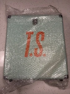 Taylor Swift - The Life of a Showgirl Vinyl Case - Bild 1 von 2