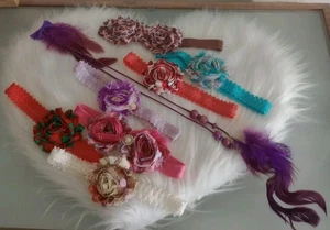 Lot Toddler Girls Colorful Stretch Headbands Flowers Rhinestones & Hair Feather - Picture 1 of 5