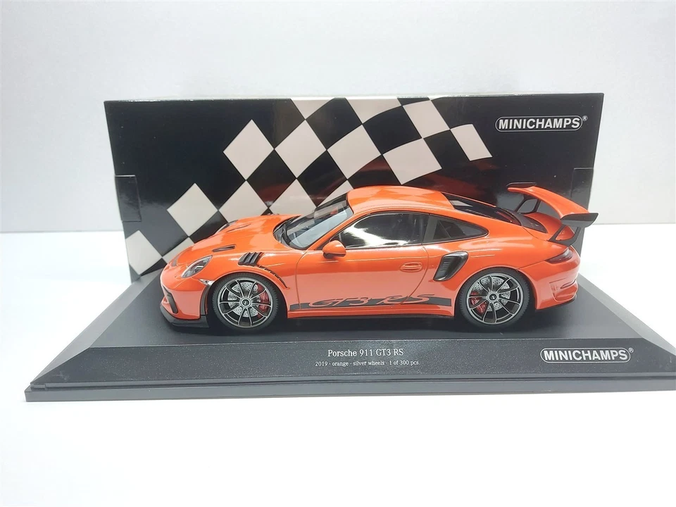 Porsche 911 (991.2) GT3 RS Arancione del 2019 - 1/18 Minichamps Limited 300 pcs - Immagine 1 di 4
