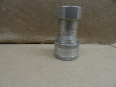 Aeroquip 5601-8-109 Hydraulic Quick Connect Hose Coupling NOS John Deere - Image 1 of 4