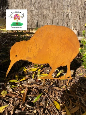 Rustic metal kiwi stake garden sculpture decor bird ornament New Zealand - Image 1 of 2