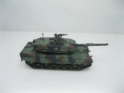 Roco Minitanks -H0 1:87- Bundeswehr - Leopard 2 A4 - Kampfpanzer - tarn gesupert - Bild 1 von 4