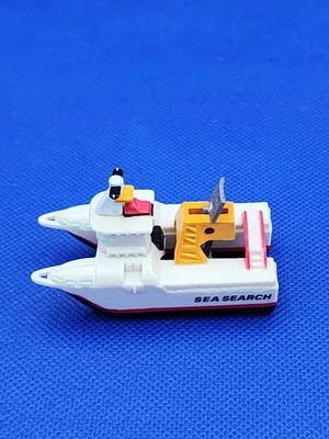 MICRO MÁQUINAS Galoob SEA SEARCH BOAT 1995 Catamarán de aguas profundas pequeño Foto 1 de 3
