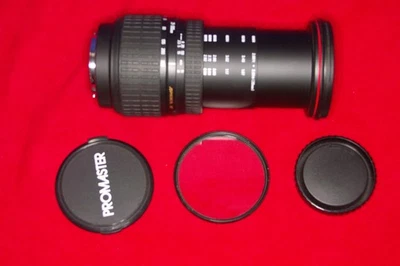 SIGMA DL HYPERZOOM  28-300mm f/3.5-6.3 Lens w/caps & UV Filter BB9 NO AUTOFOCUS - Image 1 of 4
