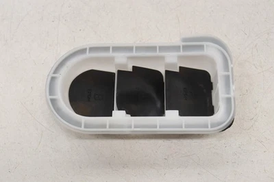 Honda Pilot 2009-2022 cuarto trasero derecho o izquierdo rejilla de ventilación de presión de aire OEM Foto 1 de 4