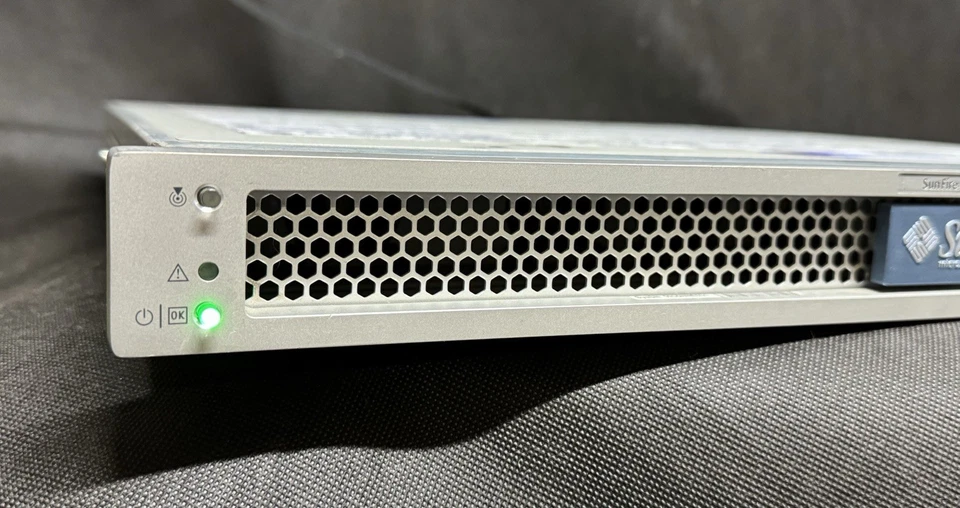 Sun Microsystems Sun Fire T1000 Server 1GHz 6-Core CPU, 16GB Memory, 0GB HDD - Image 1 of 4