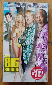 The Big Bounce 2004 VHS Owen Wilson Morgan Freeman - Picture 1 of 3