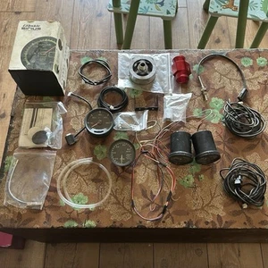 GREDDY GAUGE JOBLOT TEMP OIL SANDWICH PLATE SENSORS + WIRING LOOK TRUST SIRIUS - Picture 1 of 16