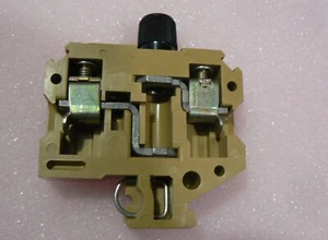 WEIDMULLER SAKS 3 DEF 63 SZ 0 300V 10A MAX FUSED BLOCK TERMINAL NEW OLD STOCK - Picture 1 of 9