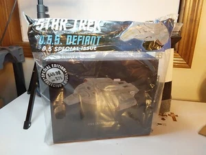 U.S.S. Defiant 8.5 Special Issue NX-74205 Collectors Model - Picture 1 of 4