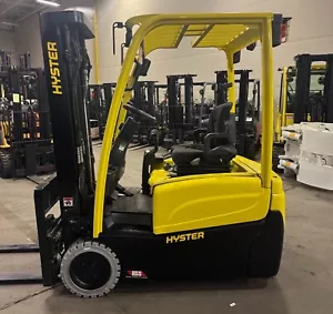 2021 Hyster J35XNT 3500 LB 3 Stage Mast Electric Cushion Forklift 1402 Hours - Picture 1 of 14