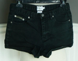 Calvin Klein Size 5 Jeans Womens Black Chino Shorts 27" Waist 2" Inseam 9" Rise - Picture 1 of 2