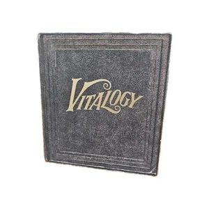 Vitalogy von Pearl Jam (CD-Digipak-Koffer) Epic Records - Bild 1 von 6