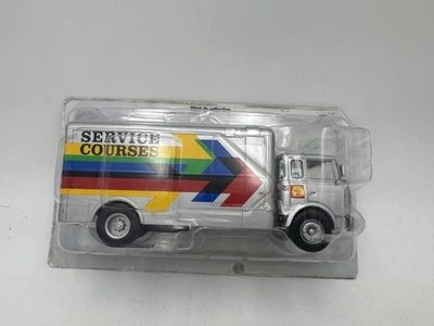 DIE CAST 1/43 BERLIET " GBK 6 FOURGON SERVICE COURSES SHELL 1967 " (82) - Immagine 1 di 2