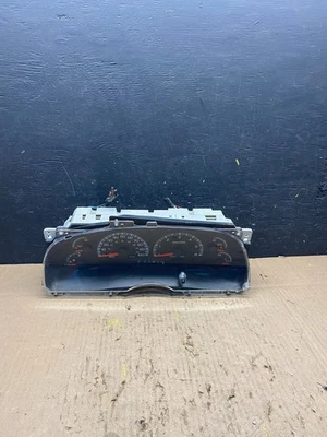 2000 2001 2002 Ford Expedition Speedometer Instrument Gauge Cluster Oem P7749 DG - Image 1 of 4