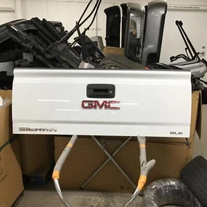 2016-2018 GMC Sierra 1500 2500 3500 Tailgate White 84264213 No camera or harness - Picture 1 of 9