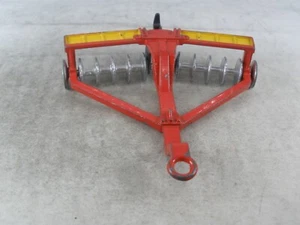 Made in England Dinky toys #322 Disc Harrow OUTSTANDING CONDITION - Picture 1 of 7