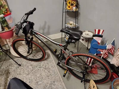 Genesis 6061 Bike - Image 1 of 4