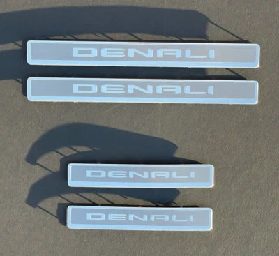 21-24 GMC Yukon Denali Sill Plate Inserts Set of 4 OEM Foto 1 de 4